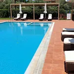 Lejlighedshotel Eleana Boutique & Blue Infinity 4*