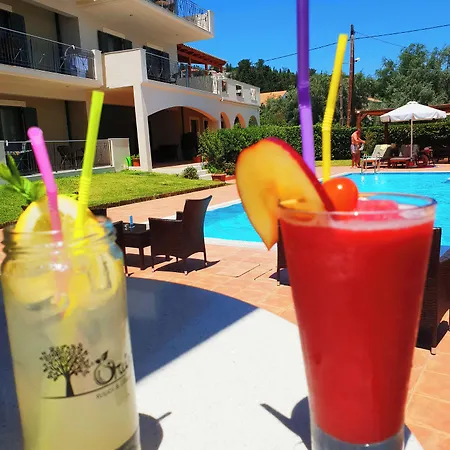 Lejlighedshotel Eleana Boutique & Blue Infinity 4*