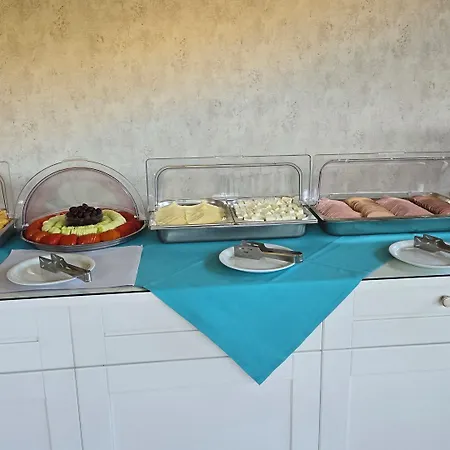 Eleana Boutique & Blue Infinity Lejlighedshotel