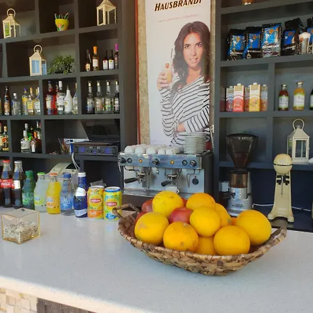 ελεάνα Ξενοδοχείο με διαμερίσματα Νικιάνα