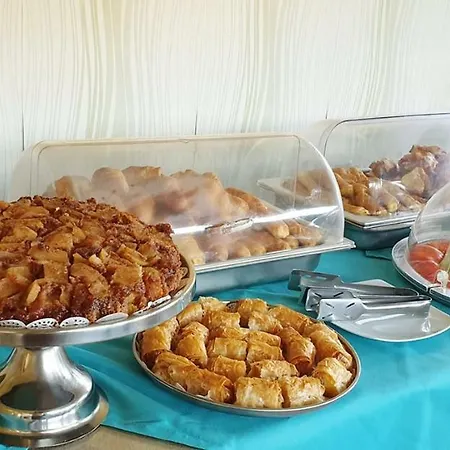 ελεάνα Ξενοδοχείο με διαμερίσματα Νικιάνα