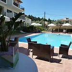Eleana Boutique & Blue Infinity 4* Νικιάνα