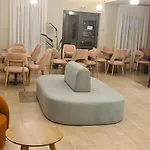Ξενοδοχείο με διαμερίσματα Eleana Boutique & Blue Infinity 4*