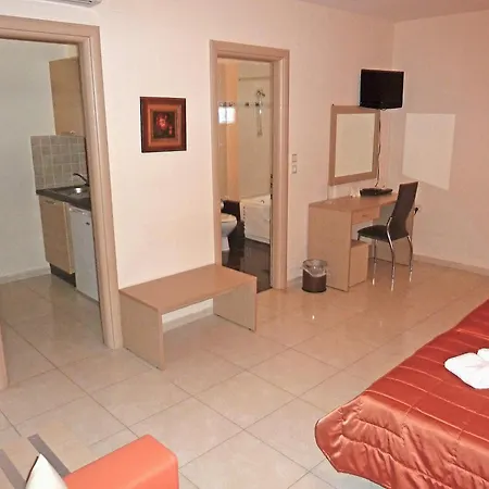 Aparthotel Eleana Boutique & Blue Infinity 3*