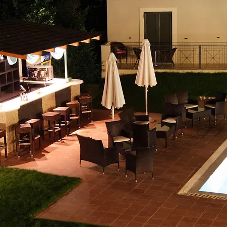 Eleana Boutique & Blue Infinity Aparthotel
