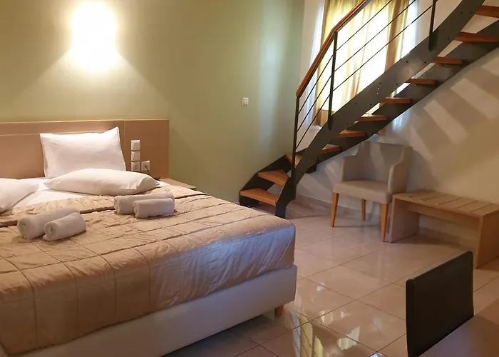 Ξενοδοχείο με διαμερίσματα Eleana Boutique & Blue Infinity 4*