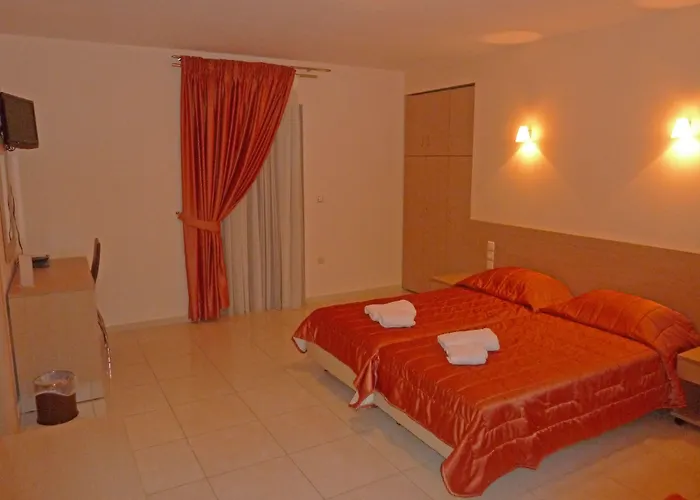 Eleana Boutique & Blue Infinity 4* Никиана
