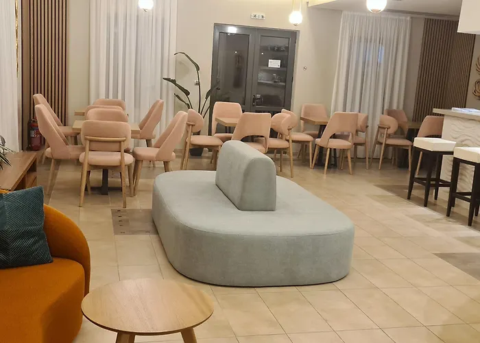 Апарт-отель Eleana Boutique & Blue Infinity 4*