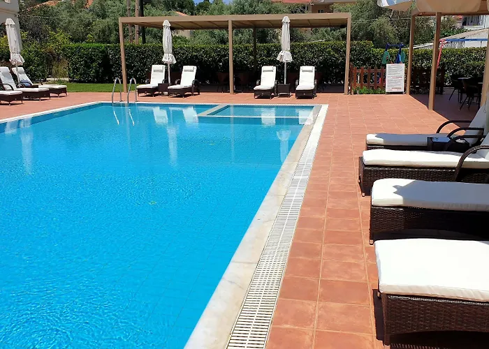Апарт-отель Eleana Boutique & Blue Infinity 4*